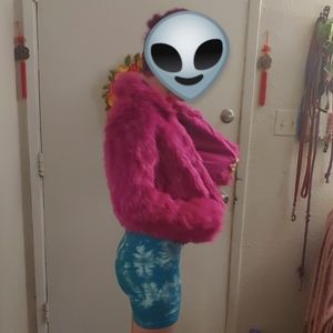 kids size: 14/16 | adult size: W small